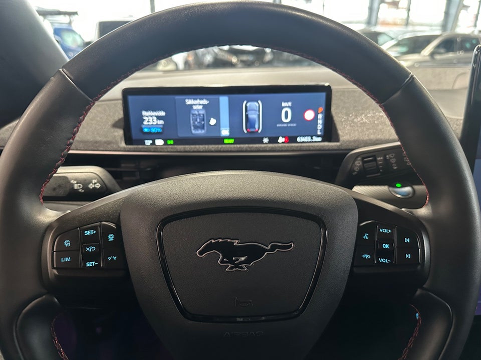 Ford Mustang Mach-E 98 Extended Range AWD 5d