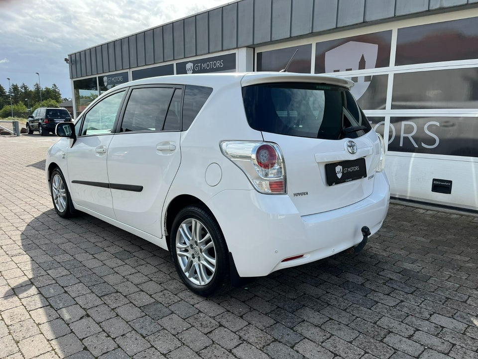 Toyota Verso 2,2 D-CAT 150 T3 aut. 7prs 5d