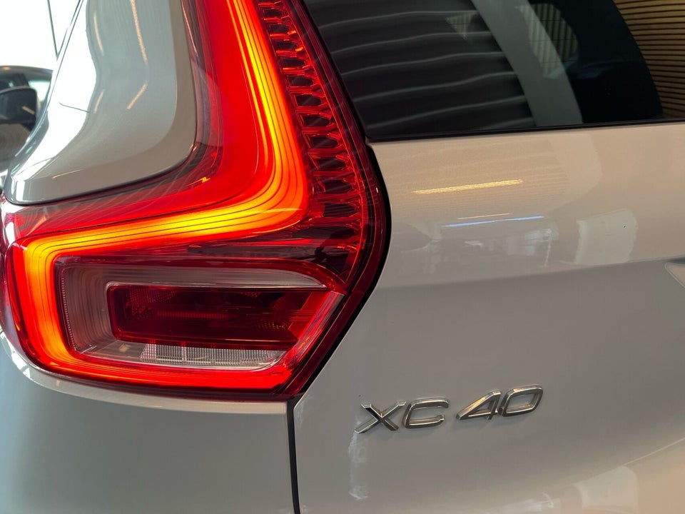 Volvo XC40 2,0 D4 190 Inscription aut. AWD 5d