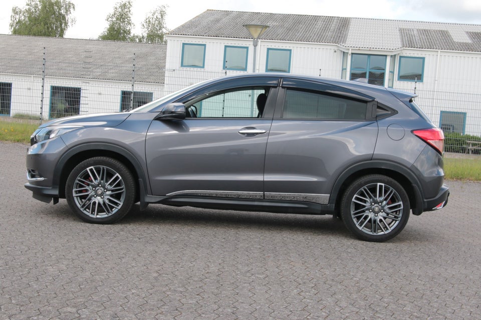 Honda HR-V 1,5 i-VTEC Elegance 5d