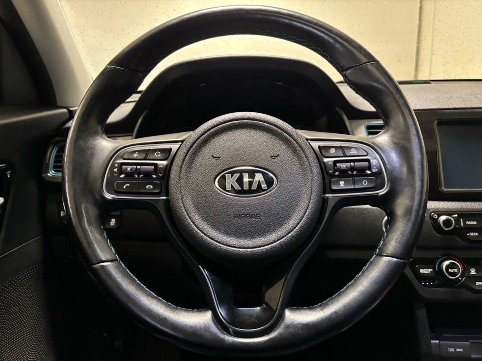 Kia e-Niro 64 Premium 5d