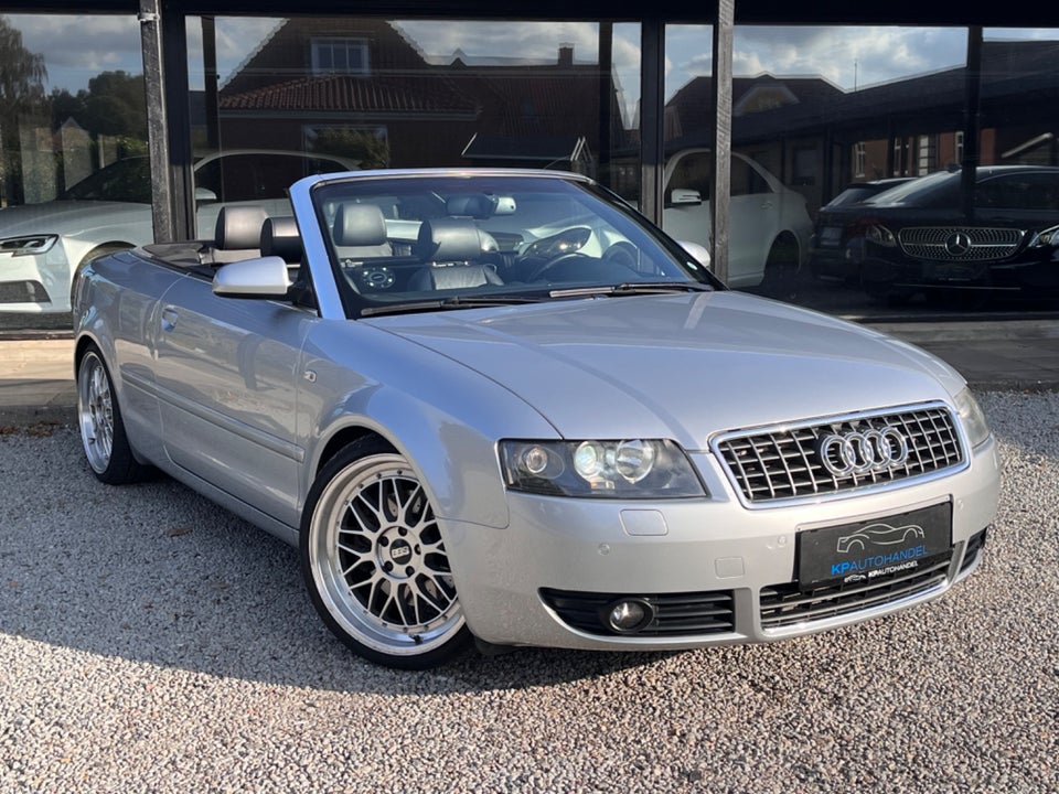 Audi A4 3,0 V6 Cabriolet 2d