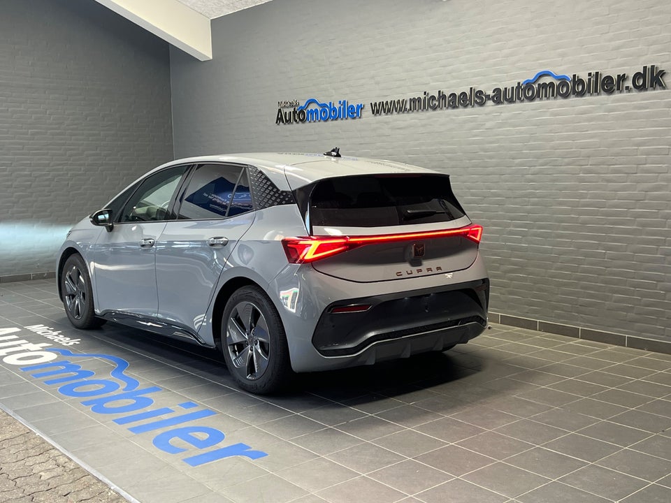 Cupra Born 58 e-Boost Business Edition 5d