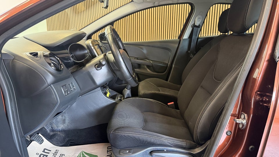 Renault Clio IV 0,9 TCe 90 Dynamique Sport Tourer 5d