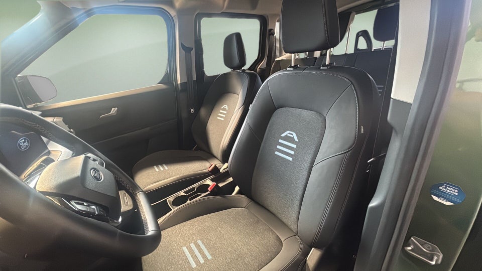 Ford E-Tourneo Courier 46 Active