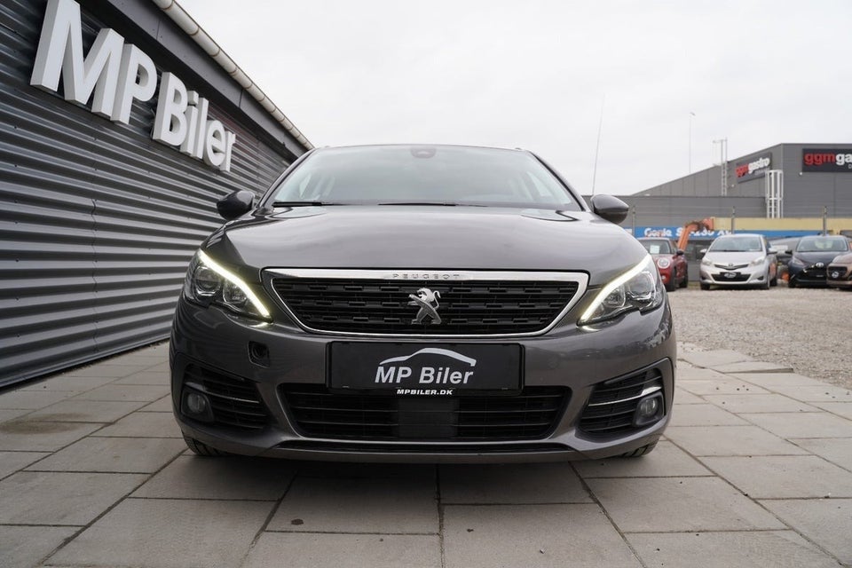 Peugeot 308 1,5 BlueHDi 130 Style+ SW 5d