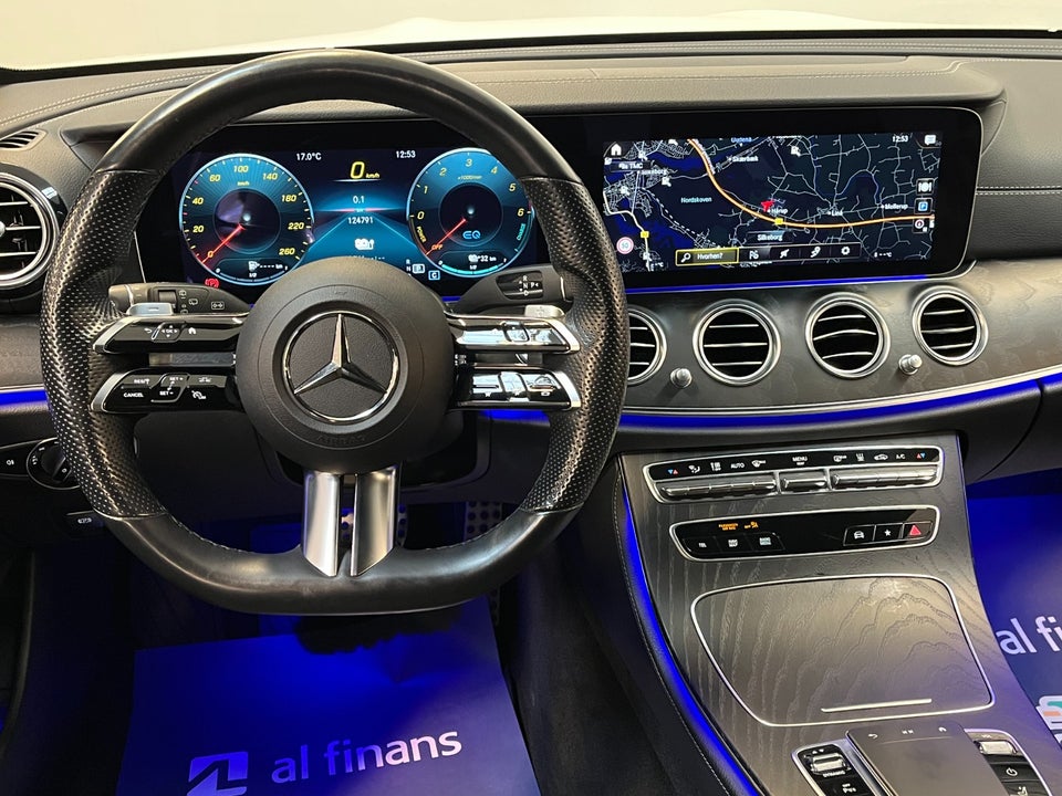 Mercedes E300 de 2,0 AMG Line stc. aut. 5d