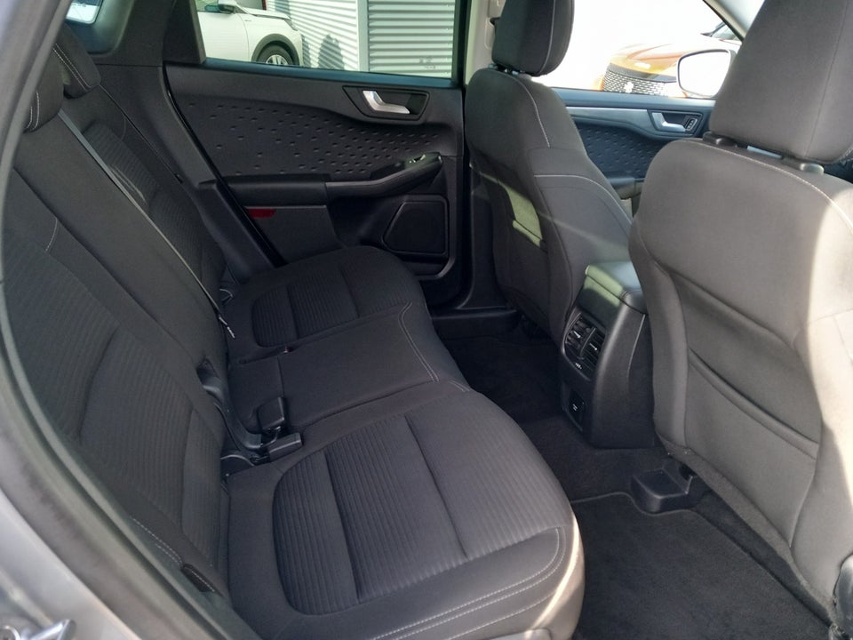 Ford Kuga 2,5 PHEV Titanium CVT 5d