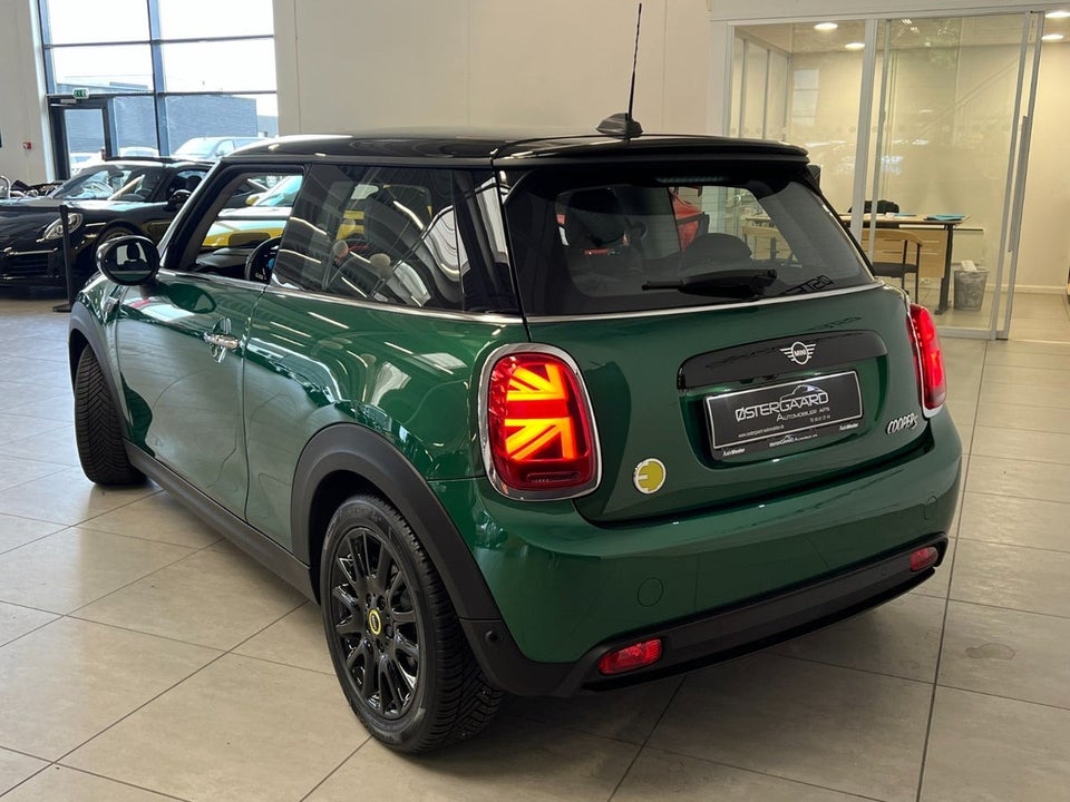 MINI Cooper SE Classic Trim 3d