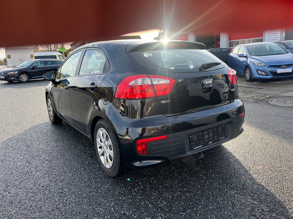 Kia Rio 1,2 CVVT Exclusive 5d