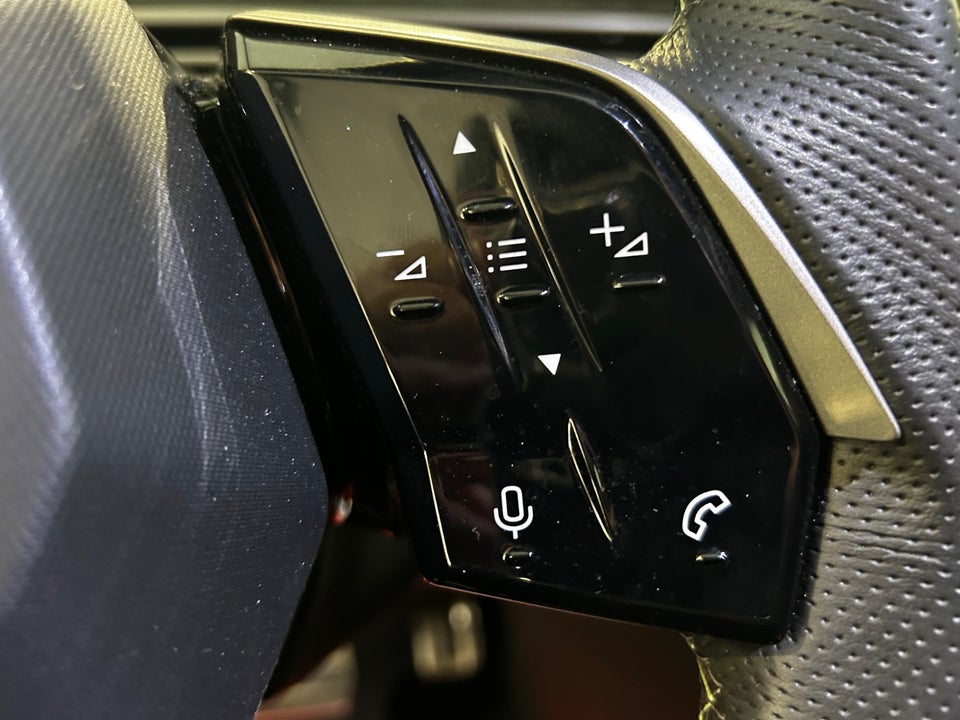 Peugeot e-5008 77 GT 7prs 5d