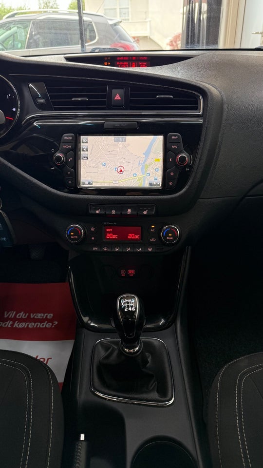 Kia Ceed 1,0 T-GDi Premium 5d