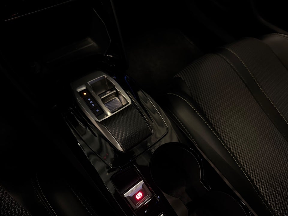 Peugeot e-2008 50 GT 5d