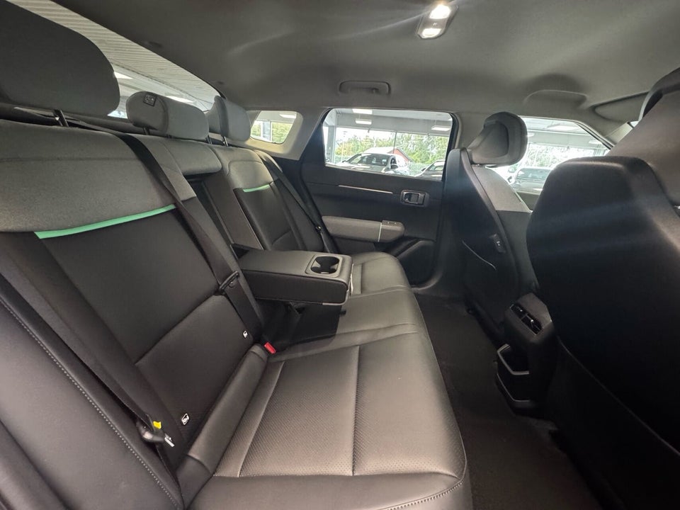 Kia EV4 81 Long Range Business Plus Fastback 4d