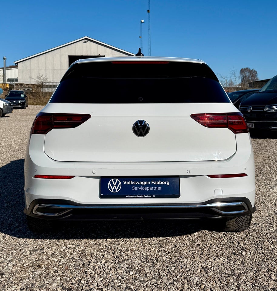 VW Golf VIII 1,4 GTE DSG 5d