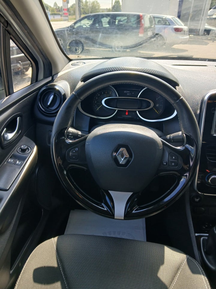 Renault Clio IV 0,9 TCe 90 Expression 5d