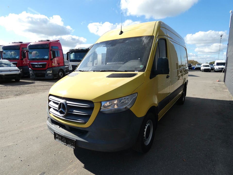 Mercedes Sprinter 316 2,2 CDi A2 Kassevogn RWD