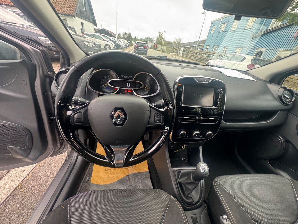 Renault Clio IV 0,9 TCe 90 Expression Sport Tourer 5d