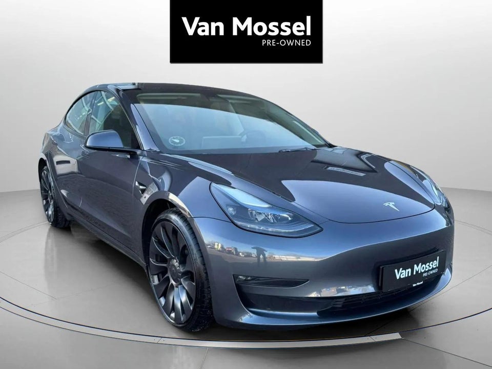 Tesla Model 3 Performance AWD 4d