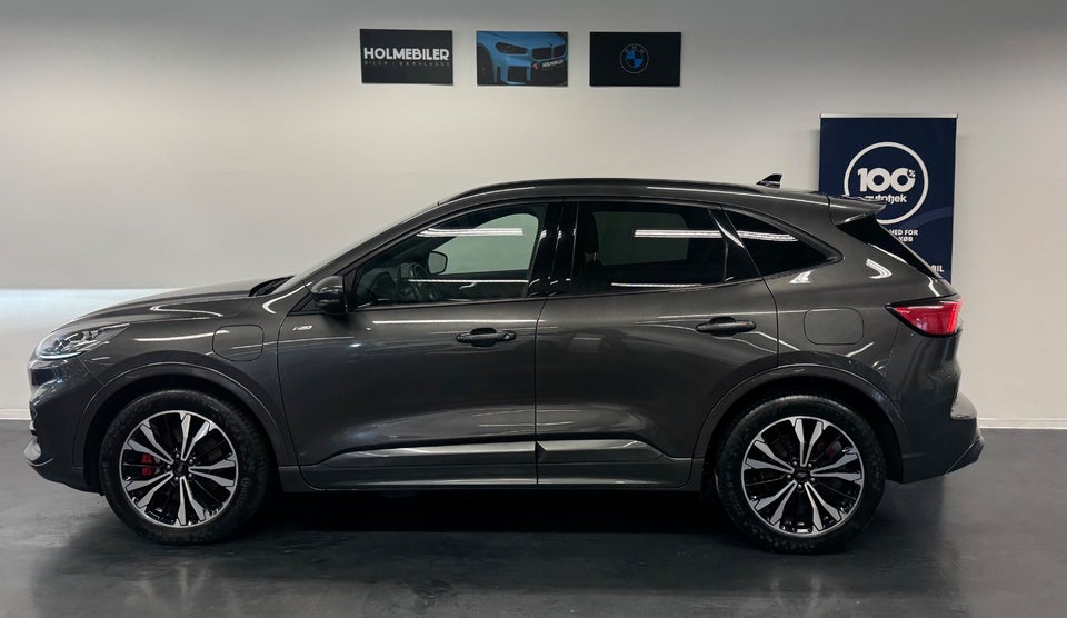 Ford Kuga 2,5 PHEV ST-Line X CVT 5d