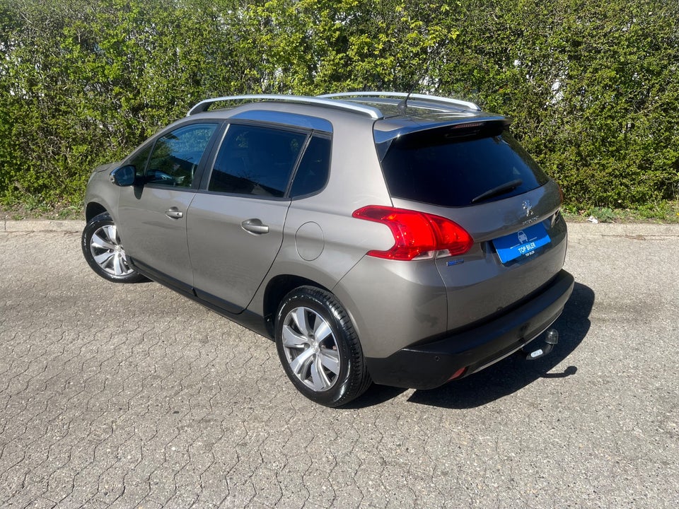 Peugeot 2008 1,2 VTi 82 Allure 5d