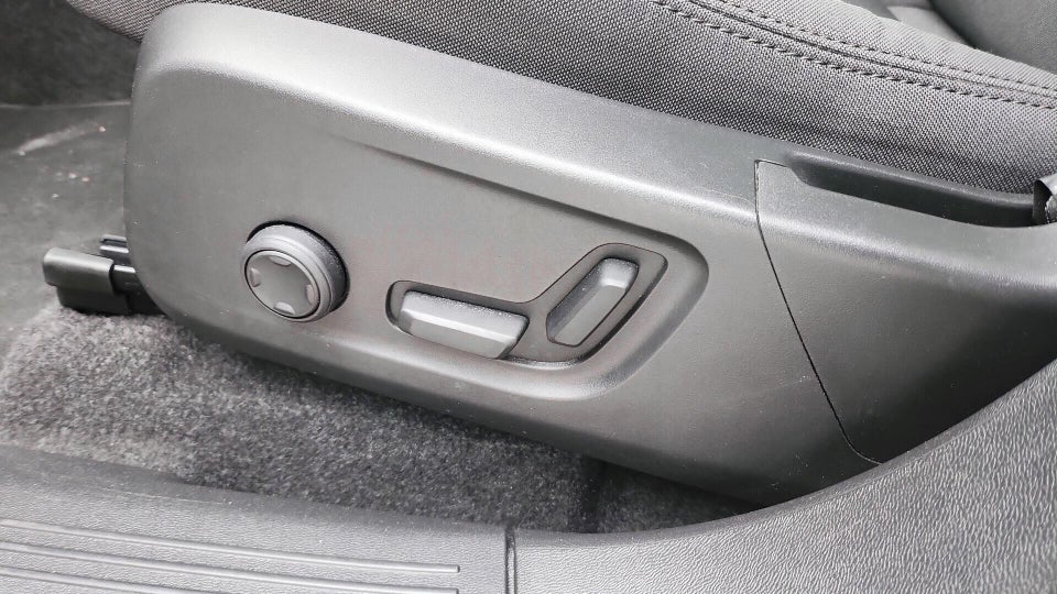 Volvo EX40 Extended Range Plus 5d