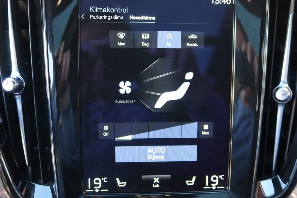 Volvo V60 2,0 T6 ReCharge R-Design aut. AWD 5d