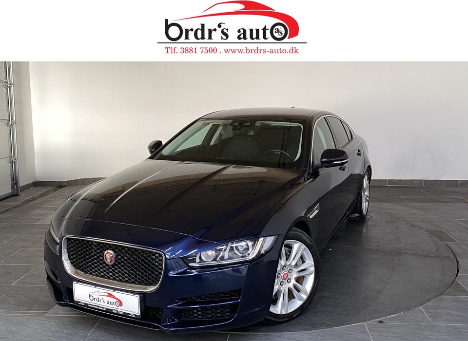 Jaguar XE 2,0 P200 Pure aut. 4d