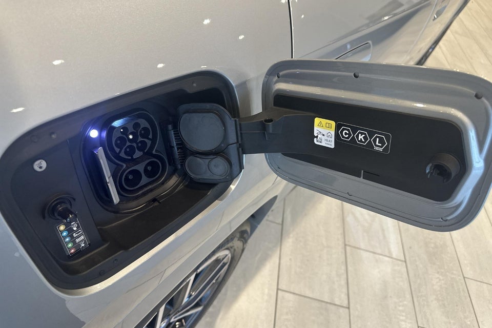 BMW iX1 eDrive20 M-Sport 5d