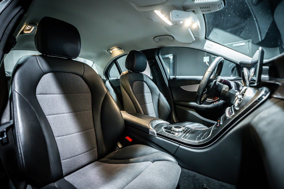 Mercedes C220 d 2,0 Advantage aut. 4d