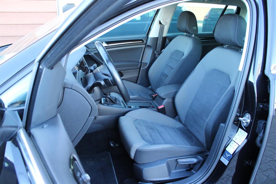 VW Golf VII 1,5 TSi 150 Highline Variant DSG 5d