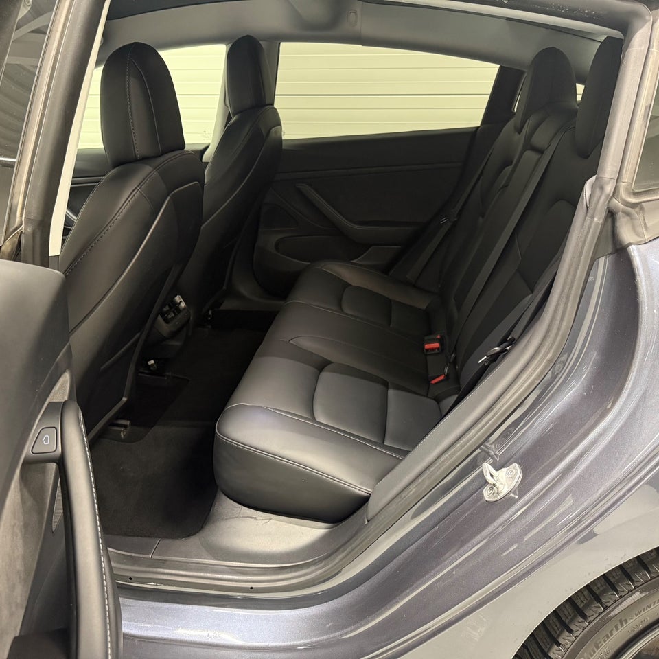 Tesla Model 3 Performance AWD 4d