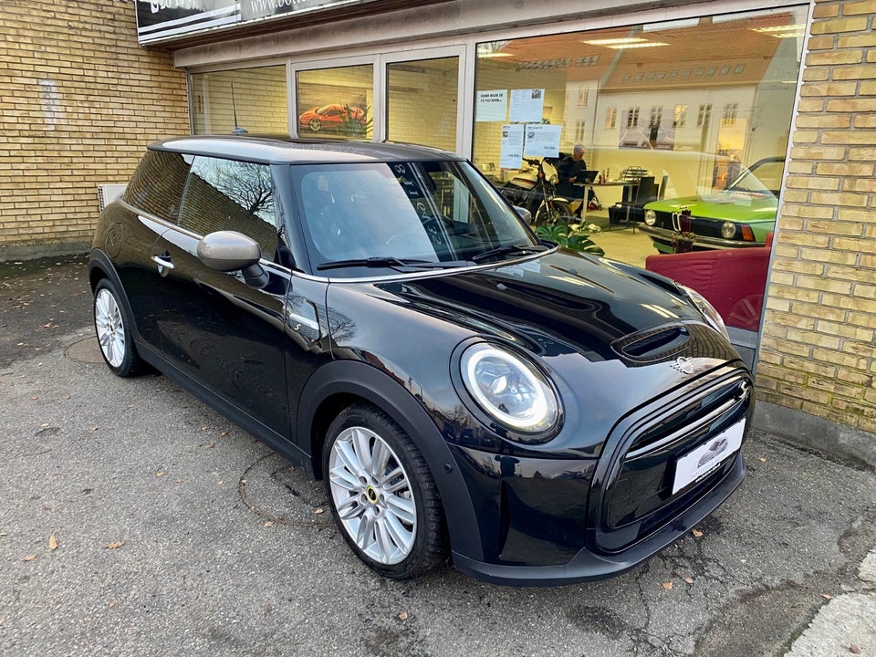 MINI Cooper SE Maximise 3d