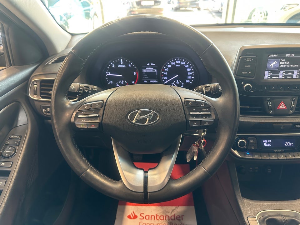 Hyundai i30 1,6 CRDi 110 Life+ 5d