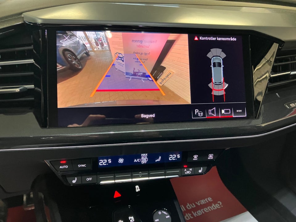 Audi Q4 e-tron 40 S-line 5d