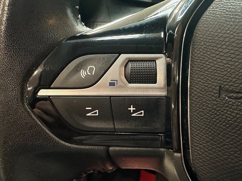 Peugeot 208 1,2 PureTech 75 Active 5d
