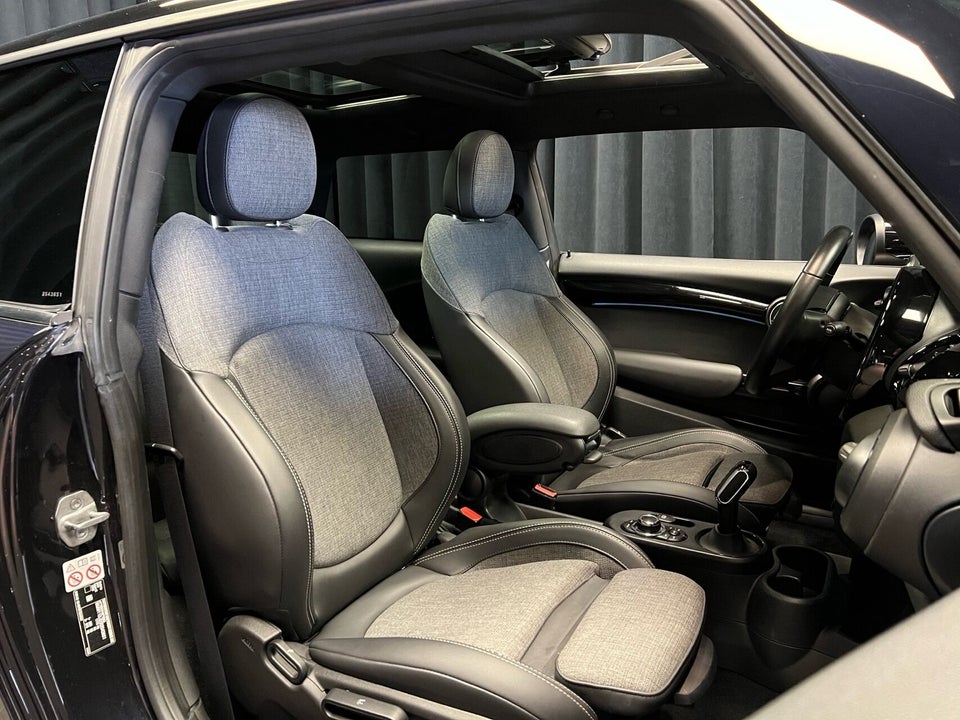 MINI Cooper SE Camden Edition 3d