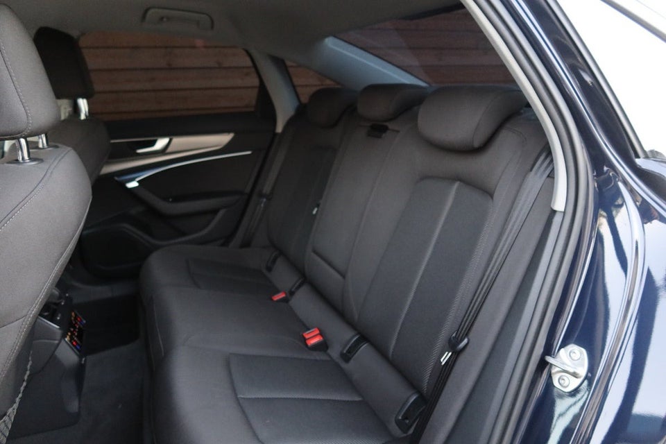 Audi A6 50 TFSi e Sport quattro S-tr. 4d