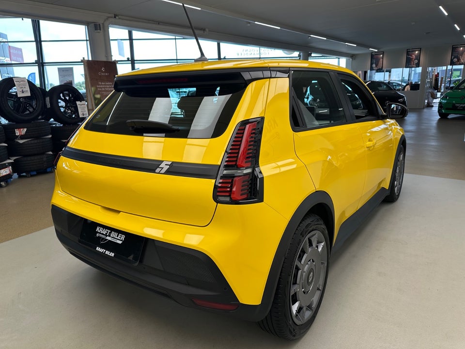 Renault 5 E-Tech 52 Techno 5d