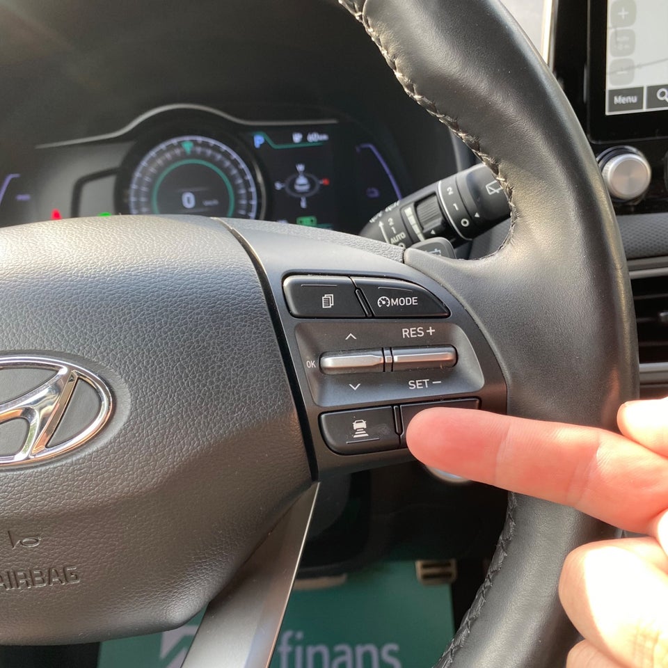 Hyundai Kona 64 EV Premium 5d