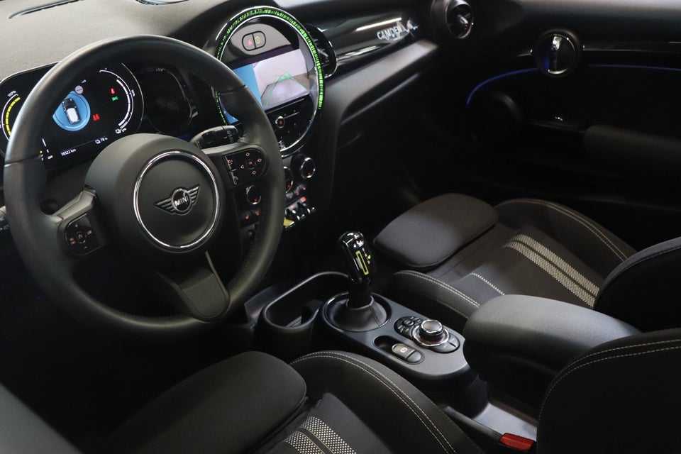 MINI Cooper SE Camden Edition 3d