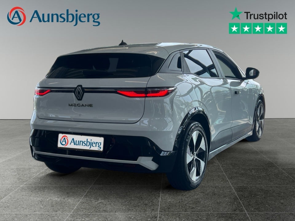 Renault Megane E-Tech 40 Equilibre 5d