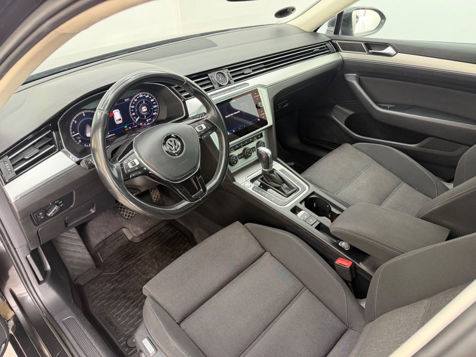 VW Passat 2,0 TDi 150 Comfortline Premium Variant DSG 5d