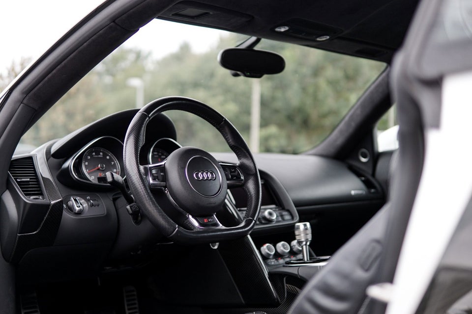 Audi R8 4,2 FSi Coupé quattro S-tr. 2d