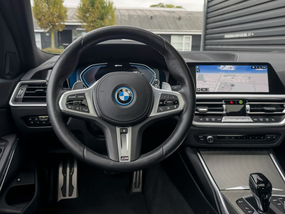 BMW 330e 2,0 M-Sport aut. 4d