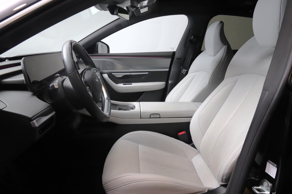 Xpeng P7 Long Range 4d