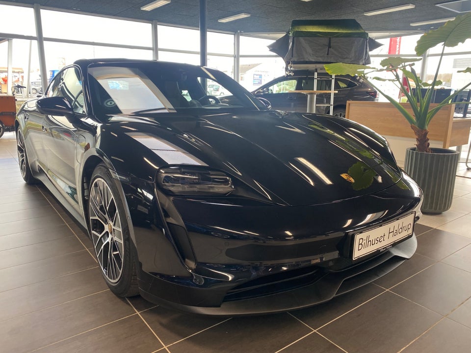 Porsche Taycan 4S Performance+ 4d