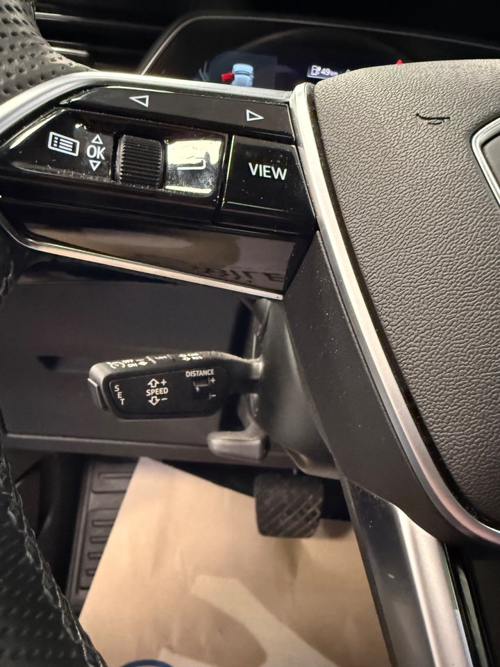 Audi e-tron 55 S-line quattro 5d