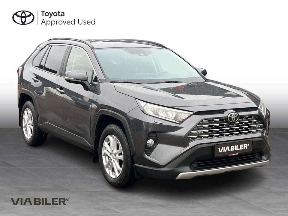 Toyota RAV4 2,0 T3 e-CVT 5d