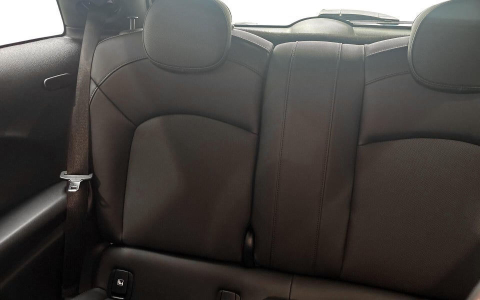 MINI Cooper SE Experience 3d